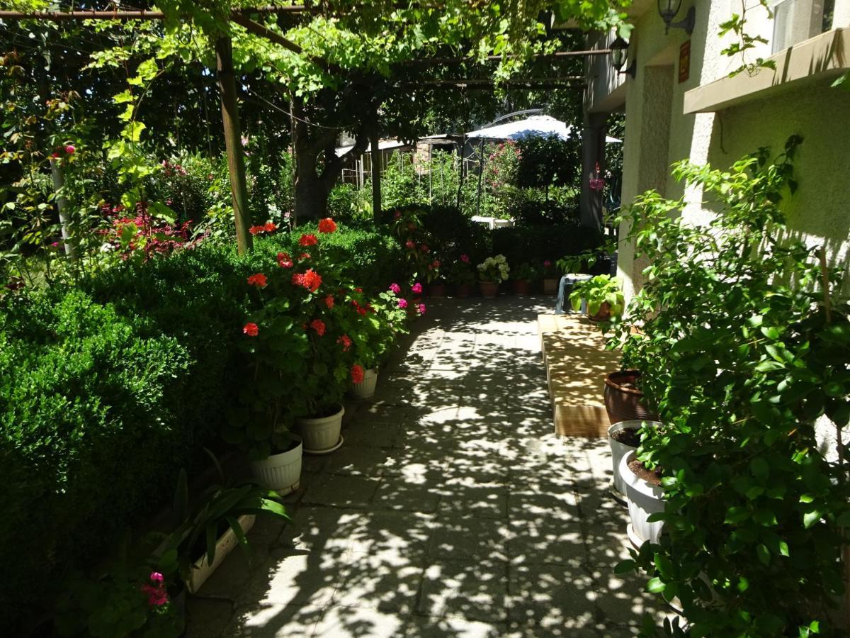 Hotel Hris Chernomorets Exterior foto