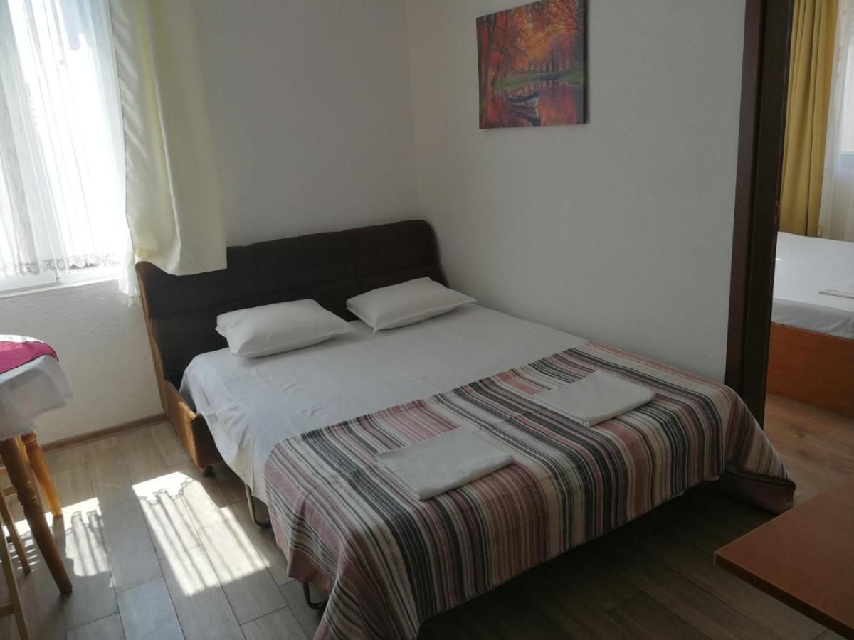 Hotel Hris Chernomorets Exterior foto