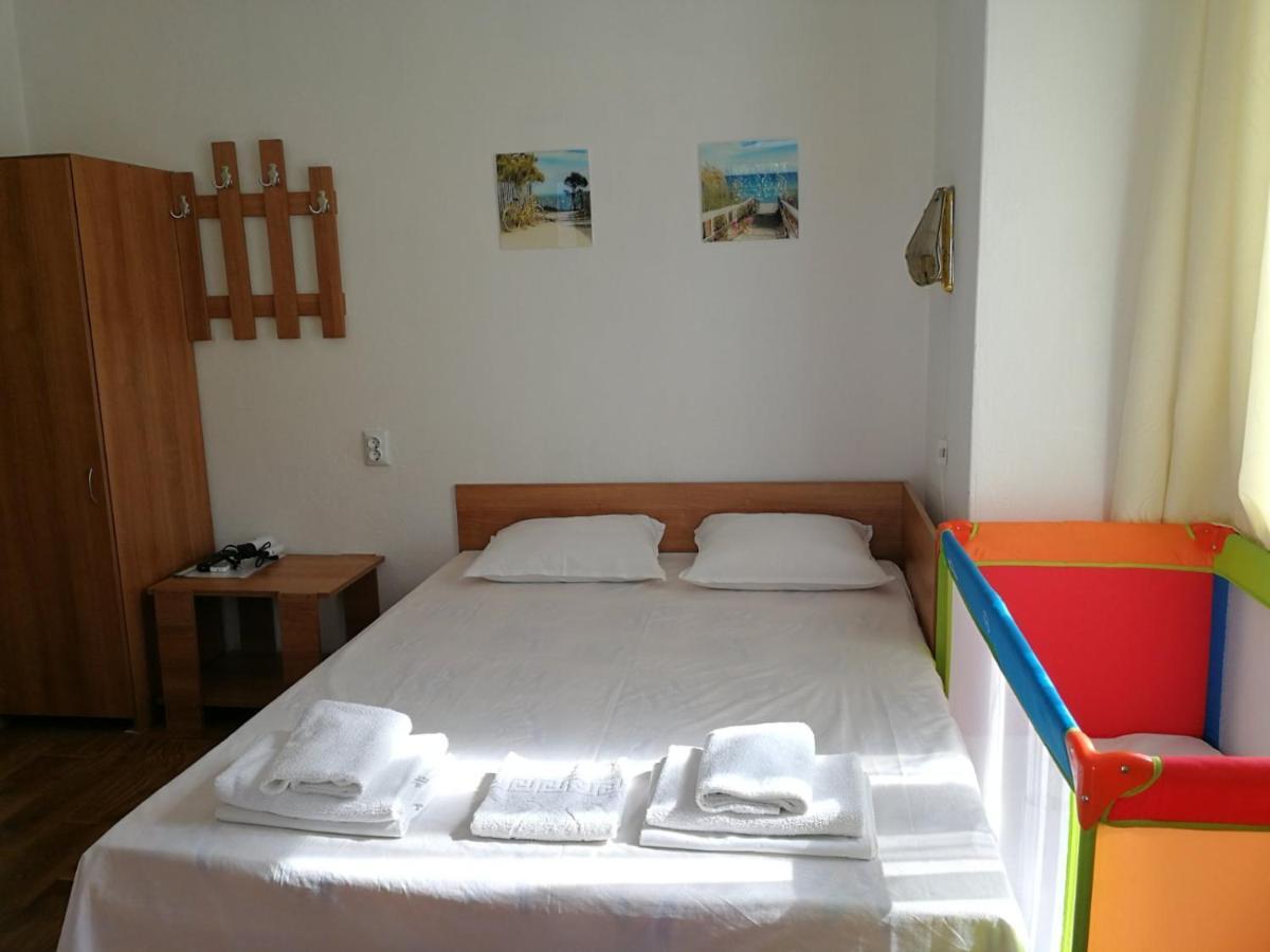 Hotel Hris Chernomorets Exterior foto