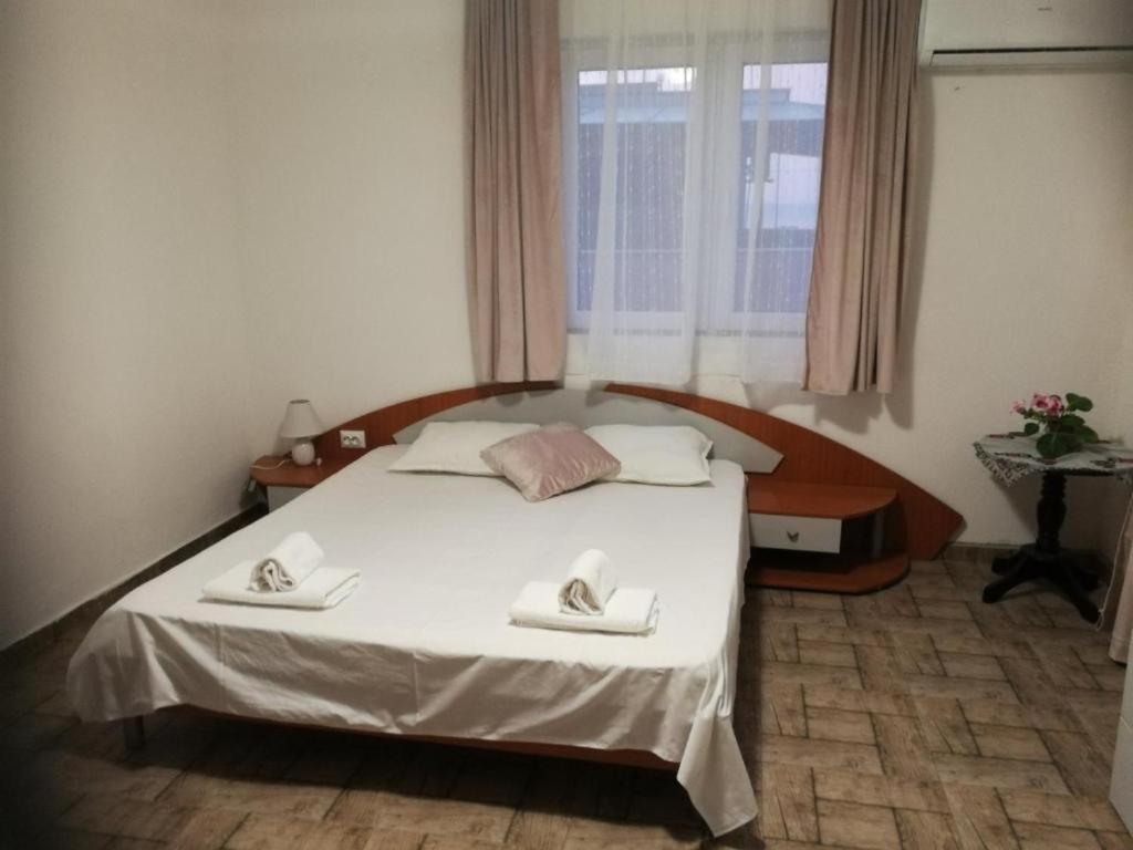 Hotel Hris Chernomorets Exterior foto