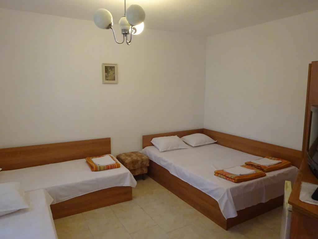 Hotel Hris Chernomorets Exterior foto